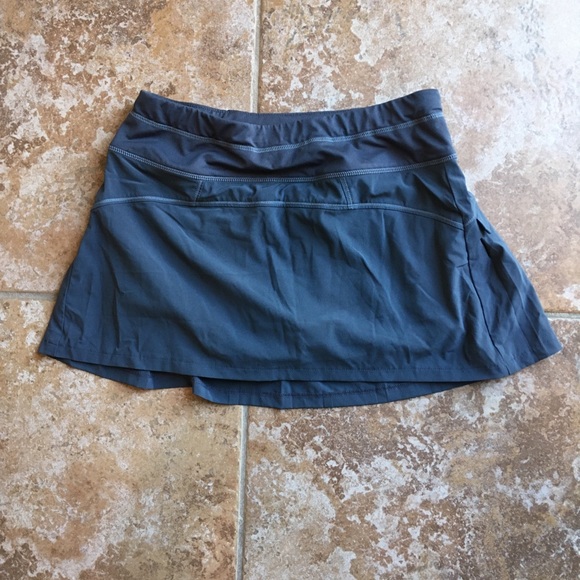 Athleta Pants - Athleta running skirt. Size XS